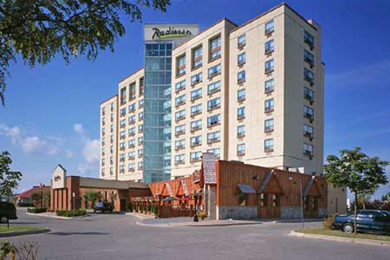 Holiday Inn Hotel & Suites London By Ihg Экстерьер фото
